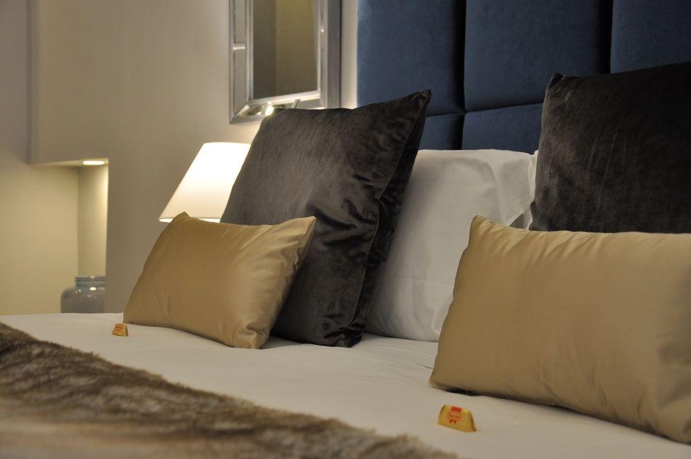 나폴리 The Royals Experience B&B 외부 사진